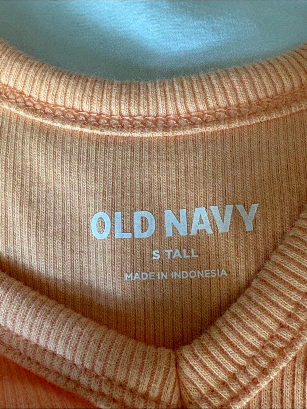 Old Navy Peach-Orange Ruffle Strap Ribbed Tank - Picture 2 of 6